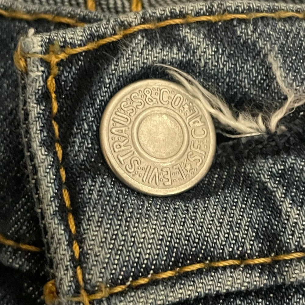 Levi's Men's Dark Blue Straight Jeans - Picture 2 of 6